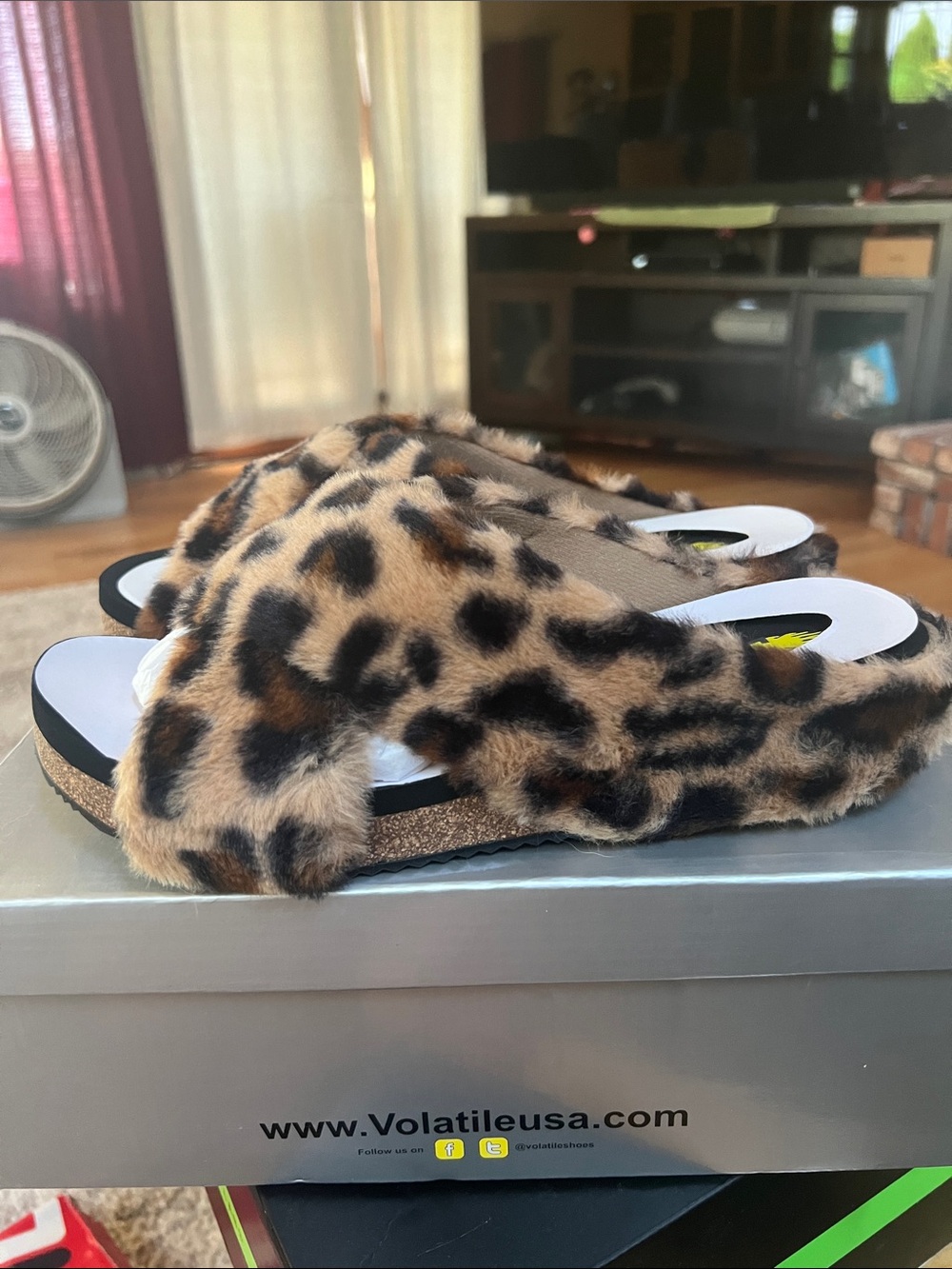 Volatile Leopard Print Faux Fur Slide Sandals - Brown Black
